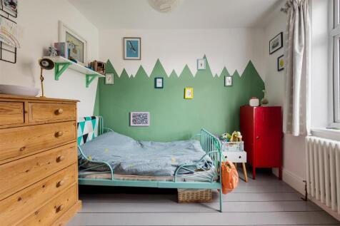 Wellington Road, E17