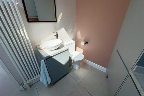 Utility room_downstairs wc (1).jpg