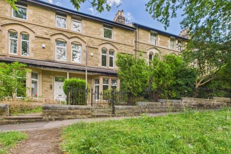 4 Bedroom House in HG1 5JU