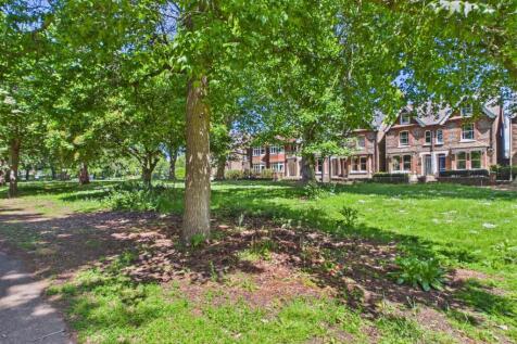 Priory Gardens