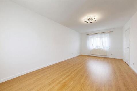 Cedar Grove, Haydock, St Helens, WA11 0PW photo 3