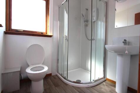Bathroom.JPG