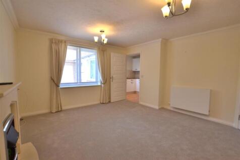 Living Room 1.JPG