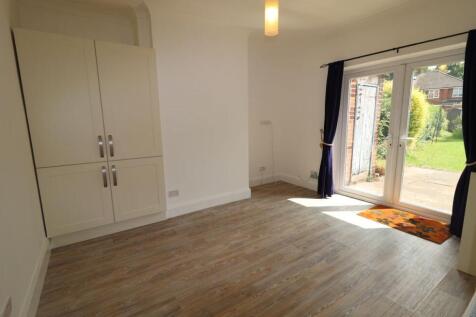 Oaklands Avenue, Loughborough, LE11 photo 5