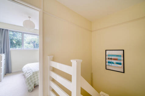 Claudia Place, Southfields, London, SW19 photo 4