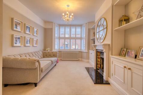 Lounge - EweMove Swindon South