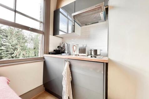 d30140acea4425a2331f69698713bd56.jpeg