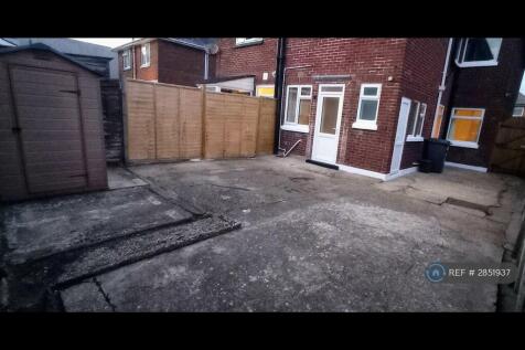 Garden Area With Shed