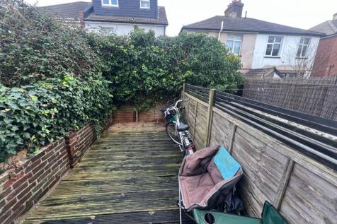 St. Leonards Avenue, Hove photo 4