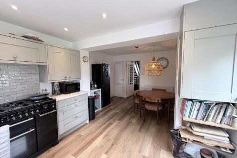 Laurel Park Duddon, Duddon, Tarporley, Cheshire, CW6 0HL photo 4