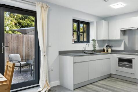 Show Apartment