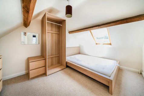 1317407-5-68656ee...