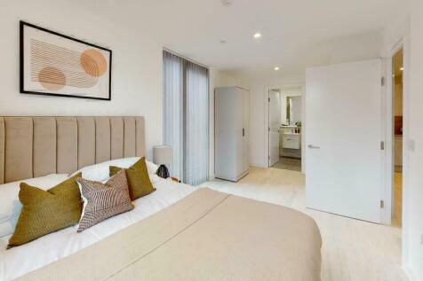 Highland Court, Gavel Drive, Rugby, Warwickshire photo 5