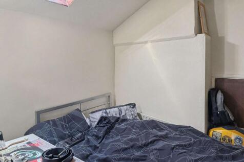 37 Carlyle Road, Birmingham B16 9BH