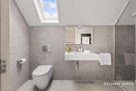 Shower Room, 11 Bourne Road, Colsterworth