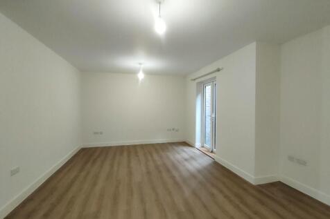 High Street, Heathfield, East Sussex, TN21 photo 4