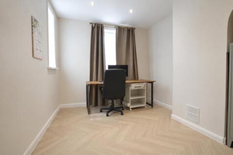 Elfrida Crescent, London, SE6 photo 5