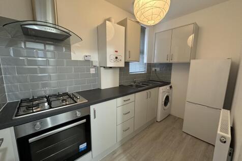 Grosvenor Road, M16 photo 5