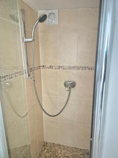 DOWNSTAIRS SHOWER 