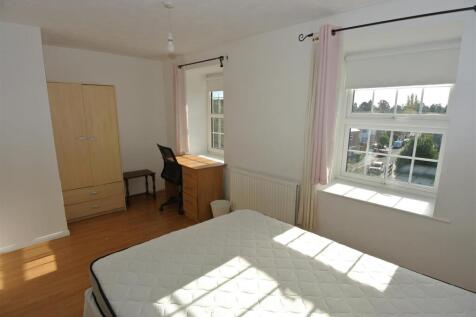 Bedroom 3a.JPG