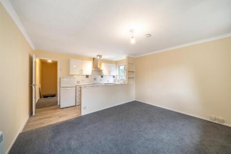 Sheldon Close-5.JPG