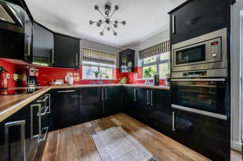 1287377-15-6824f36730281-ARW .jpg