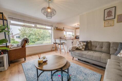 Lounge/Kitchen