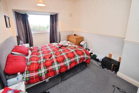 b8cbd319-Bedroom ...