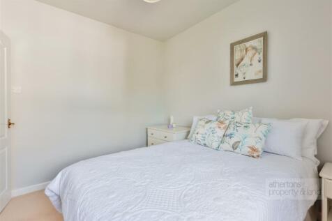 Beacon Holme - Bedroom Three (2).jpg