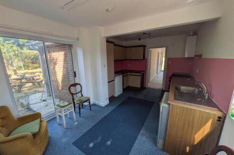 Kitchen / breakfast room