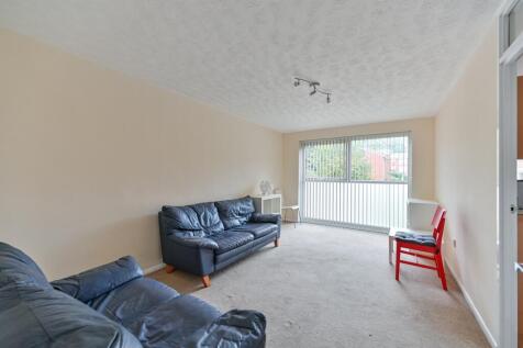 Josephine Court, Southcote Road, Reading, RG30 photo 2