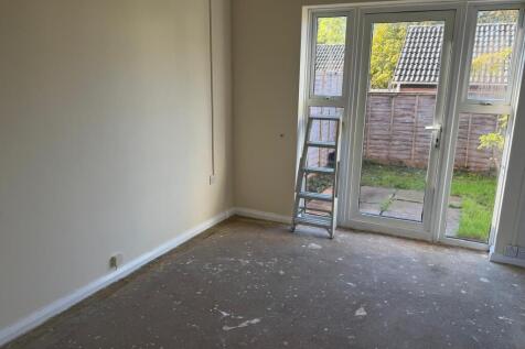 Ash Close, Yate, Bristol photo 2