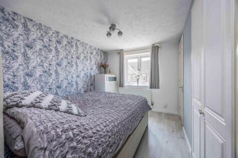 20 Milebush Road, Southsea-Small-PorticoMarketing-