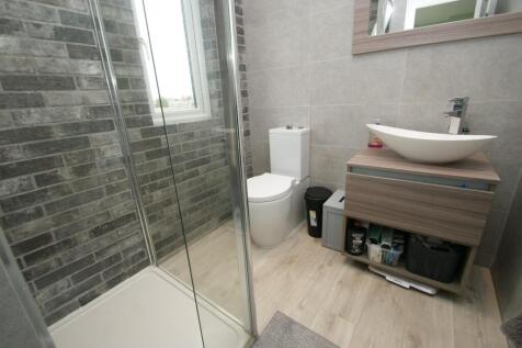 2025-10-14 11.07.50.jpg