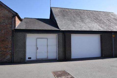 2 Spacious Garages