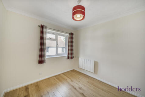 e5e6c373-f93e-4fc...