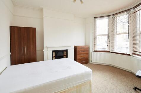 Balmoral Road, Willesden Green photo 3
