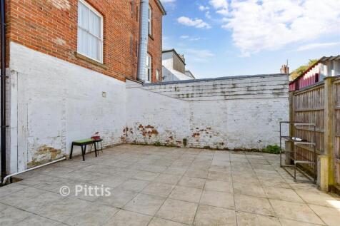 Patio / Decking