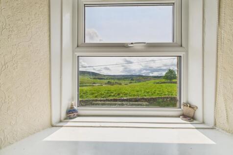 CAM04201G0-PR0085-STILL051