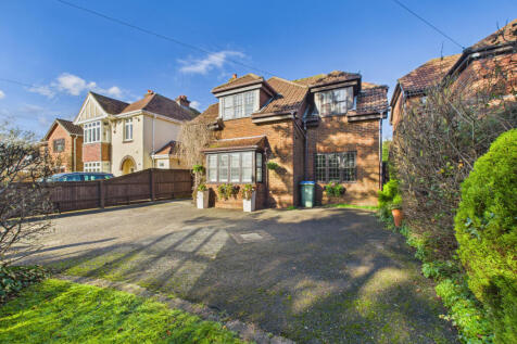 4 Bedroom Detached Home For Sale