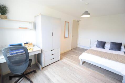 Apt 7, Brayford Court - Student Apartment - 26/27 photo 3