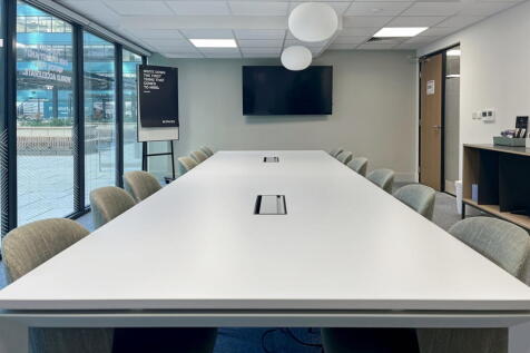 Office to rent Image 8