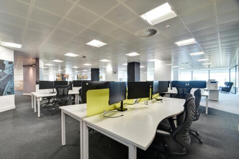 Office to rent Image 3