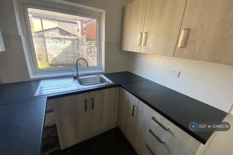 Oak Leigh, Liverpool, L13 photo 5