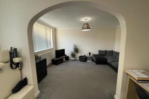 Canberra Road, Coventry photo 4
