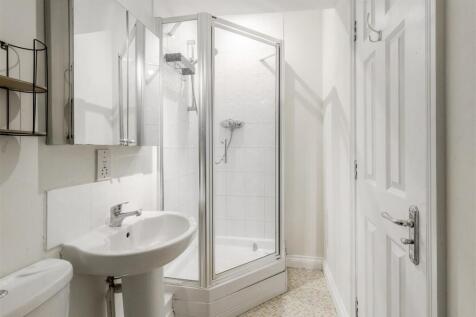 En Suite Shower Room