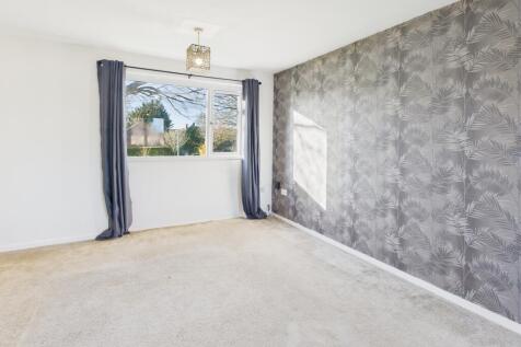 CAM02519G0-PR0369-STILL003