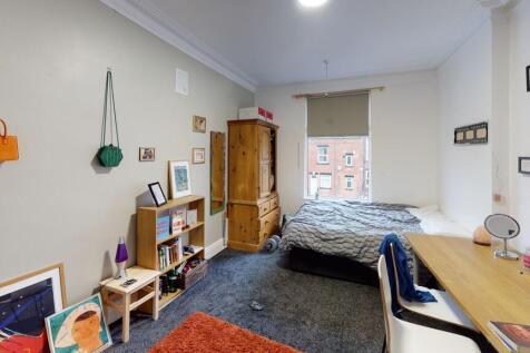 Brudenell Avenue, Hyde Park, Leeds LS6 1HD photo 3