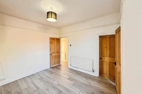 Russell Street, Kettering photo 5