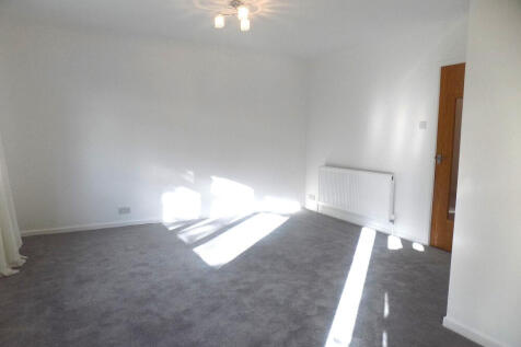 The Crescent, Alwoodley, Leeds, LS17 photo 5